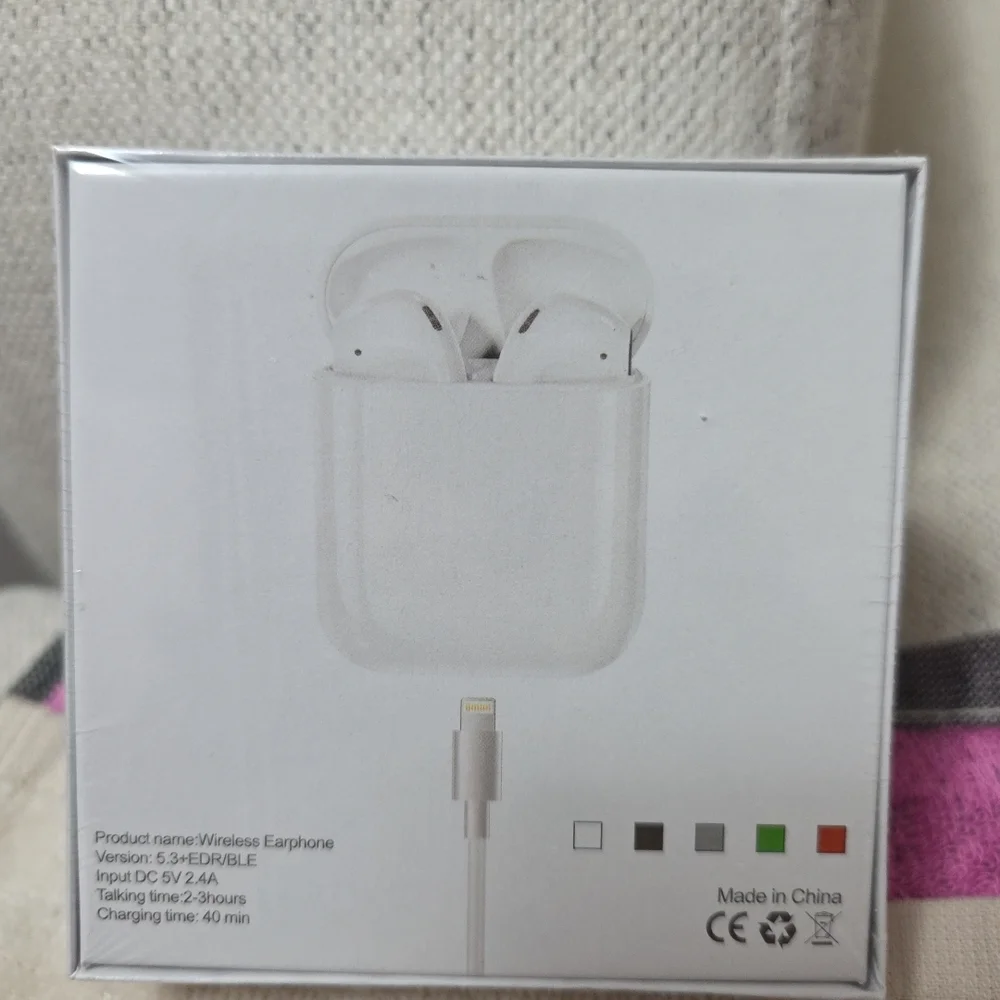 i12 True Wireless Stereo Earbuds - White